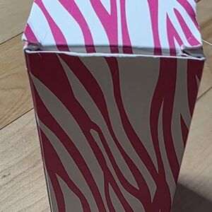 Pink Zebra soakes 3.75 oz Beautiful Woman scent *new*